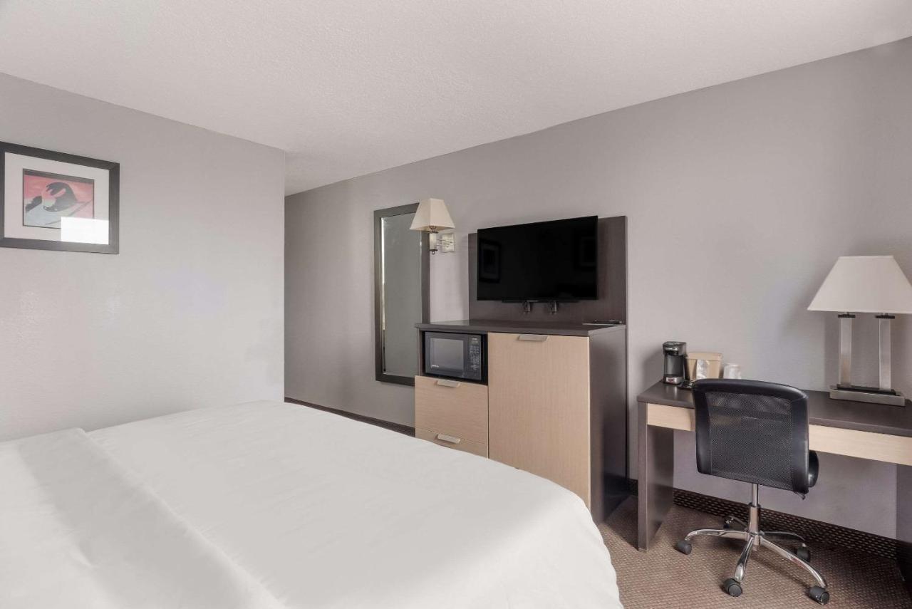 Quality Inn Элис Экстерьер фото